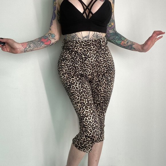 rare deadly dames - Picture 1 of 4